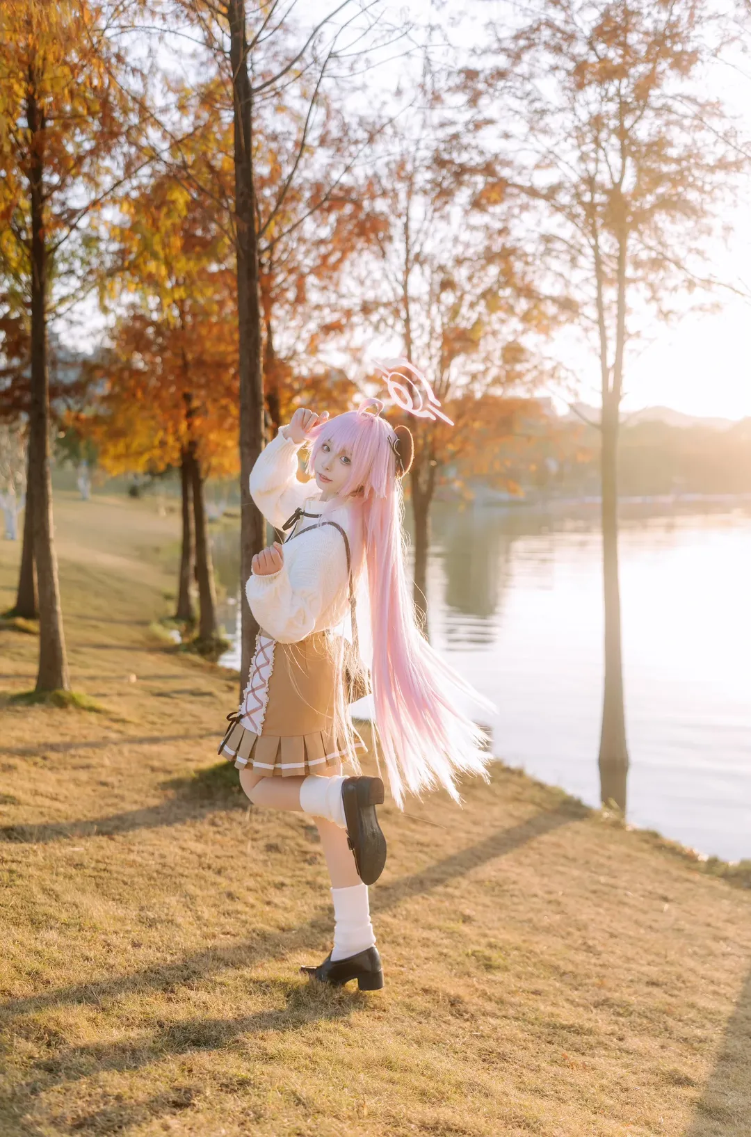 蔚蓝档案, 小鸟游星野cos, cosplay外景, 九龙湖落羽杉, 秋日穿搭