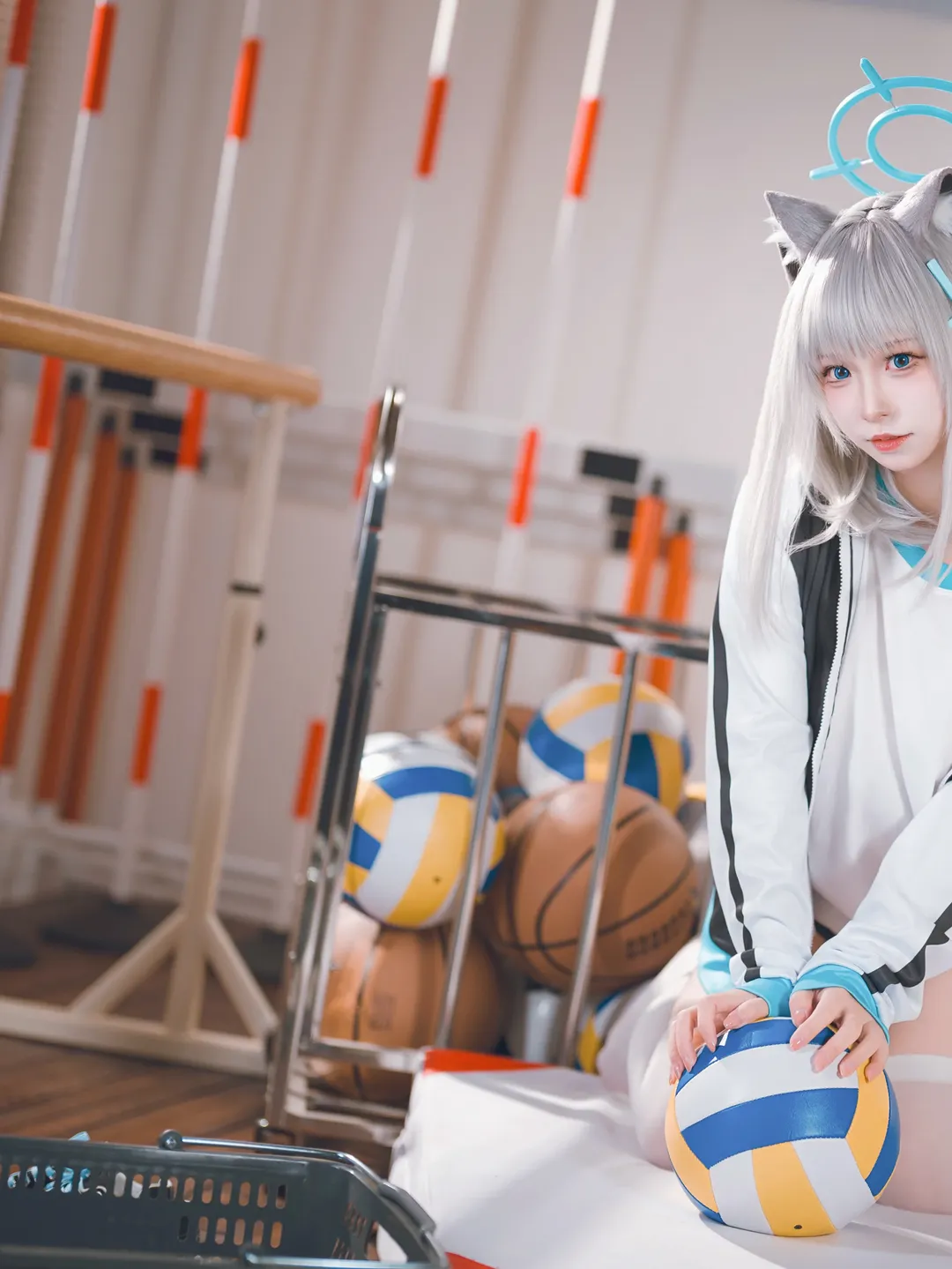 Blue Archive, Shiroko Sunaookami Cosplay, Sporty style cosplay, Shiroko cosplay, Gym uniform cosplay - Image 3