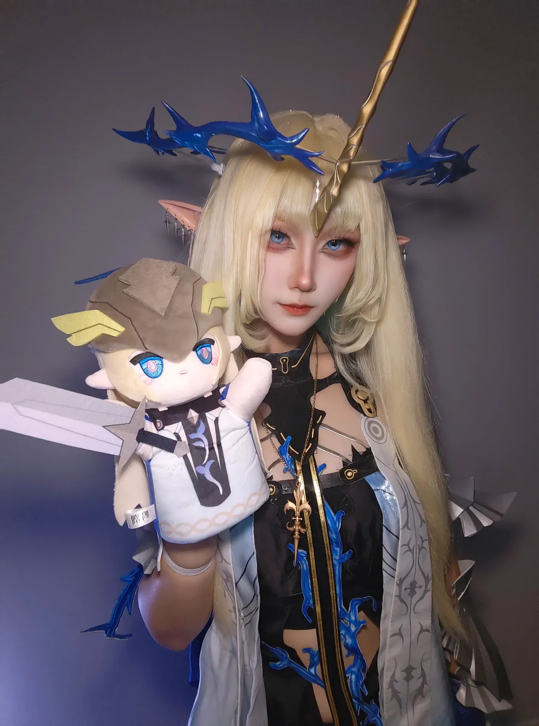 鳴潮, 写真作品, カルテジア コスプレ, ゲームキャラクター, 白髪の美少女 - 3枚目