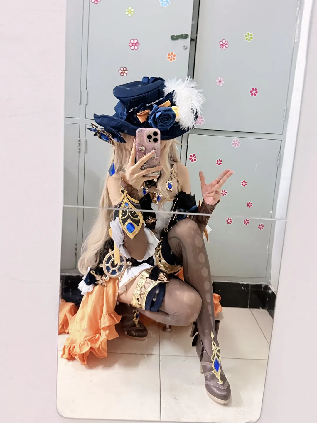 原神, 三分妄想, cosplay穿搭, 娜维娅cos, 对镜拍 - 第3张
