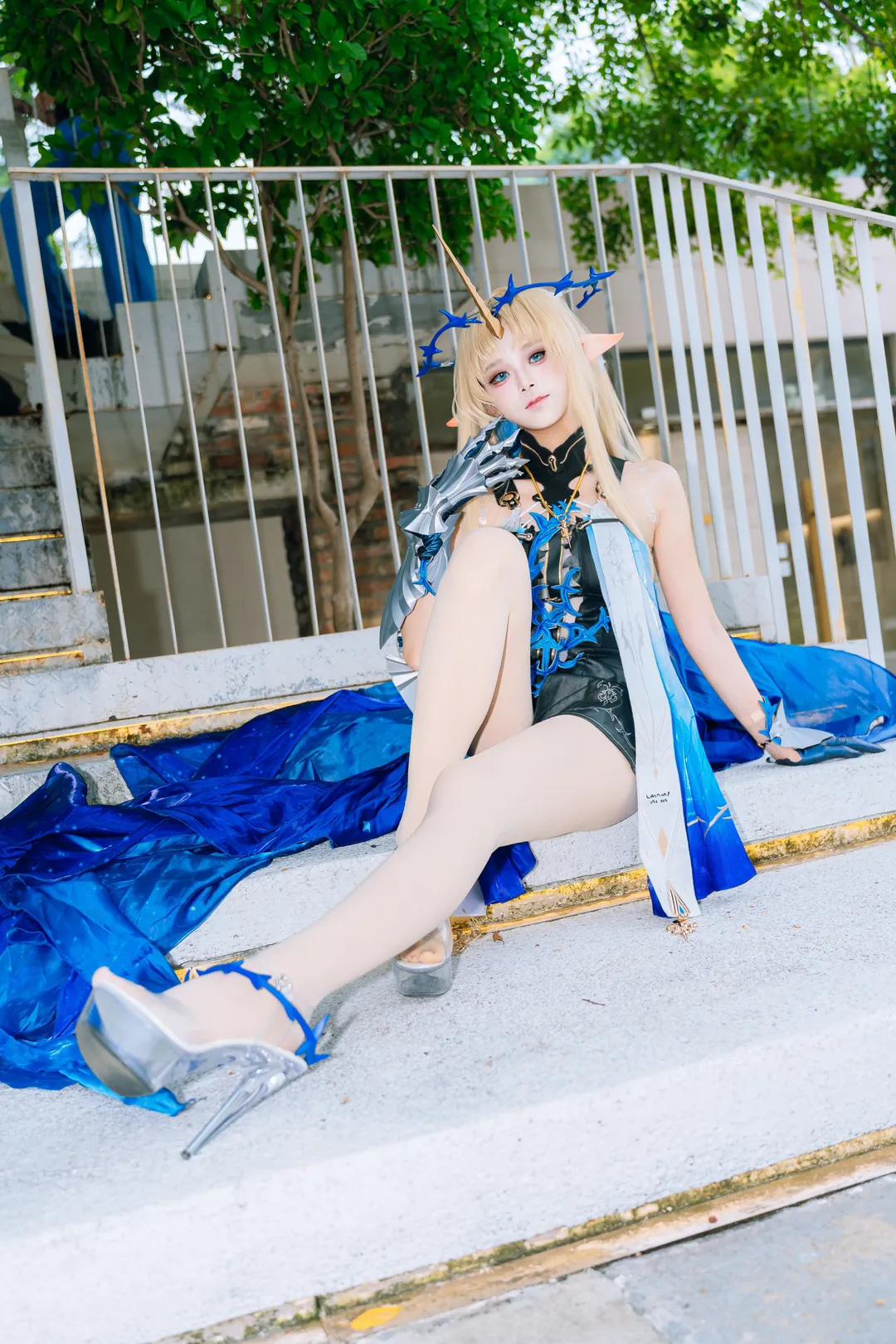 鳴潮cosplay, 惠州掃街攝影, 佳能R50V拍攝, 精靈Cos分享, 戶外二次元攝影 - 第7張