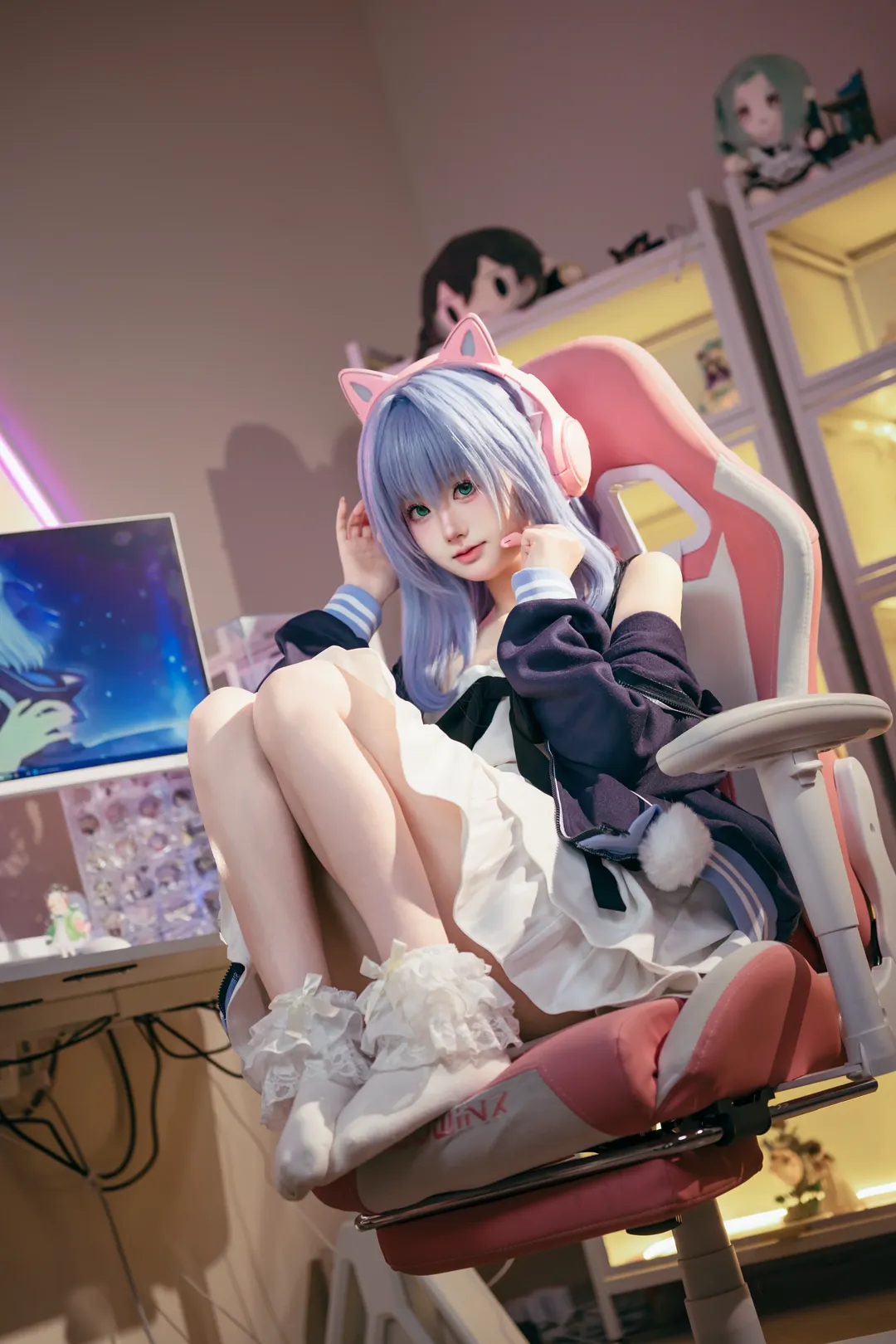 锦亚澄cos, 窗社, 常轨脱离, 灵感创作, 少女装扮