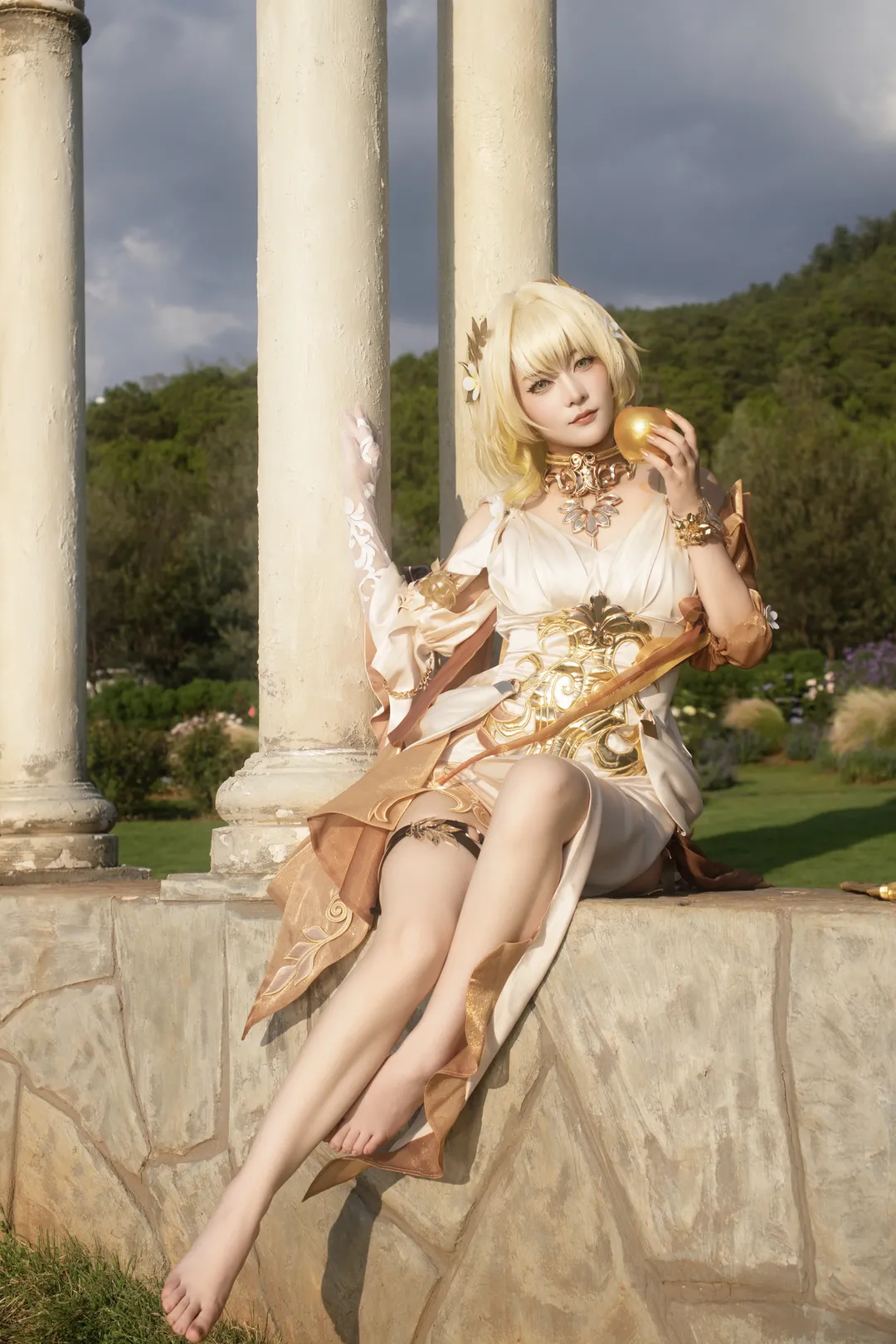 Aglaea Cosplay, Honkai: Star Rail, Omphalos, Cosplay photography, Chrysos Heirs