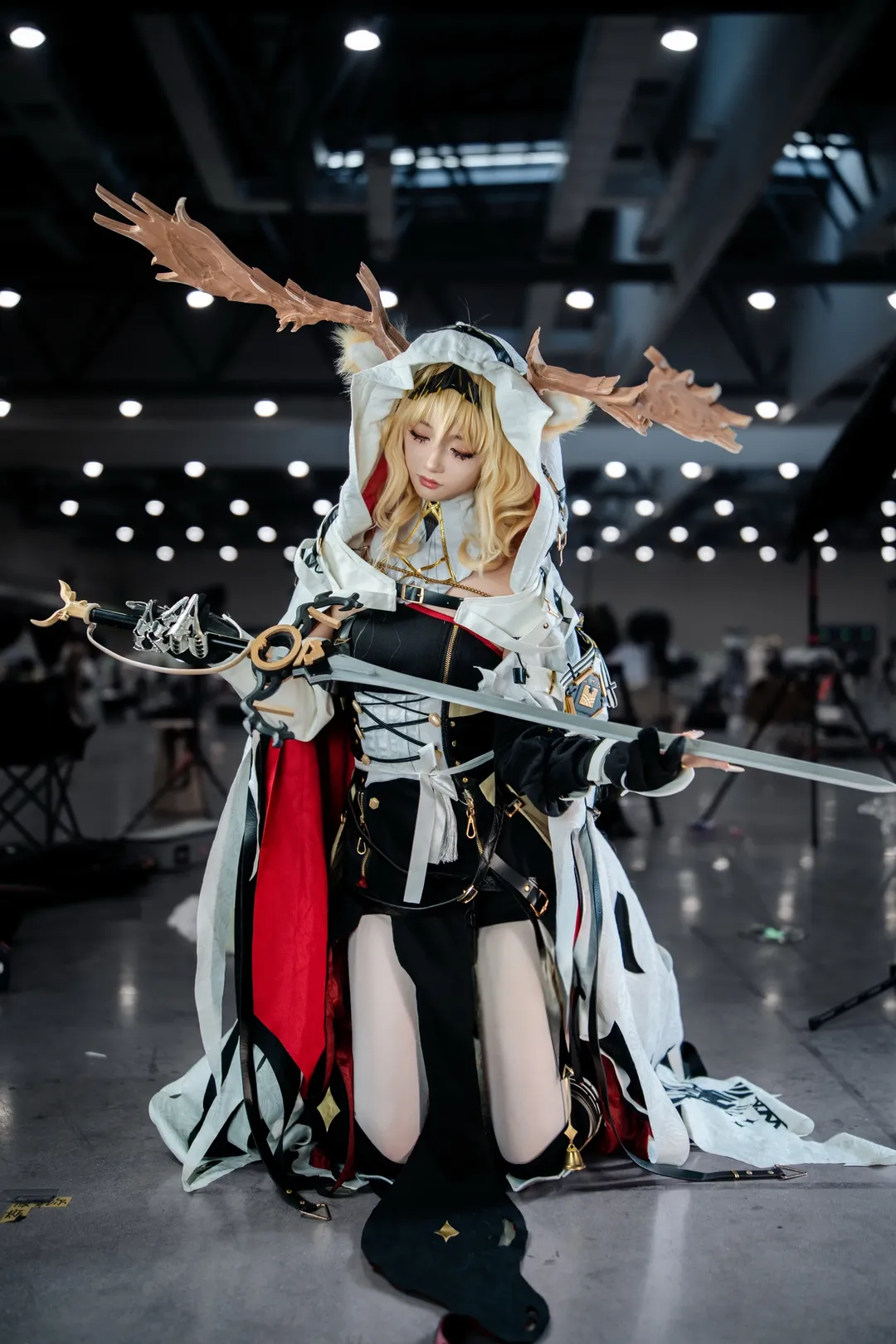 ロールプレイ, イベント写真, アークナイツ, コスプレコーディネート, ヴィヴィアナ コスプレ - 4枚目