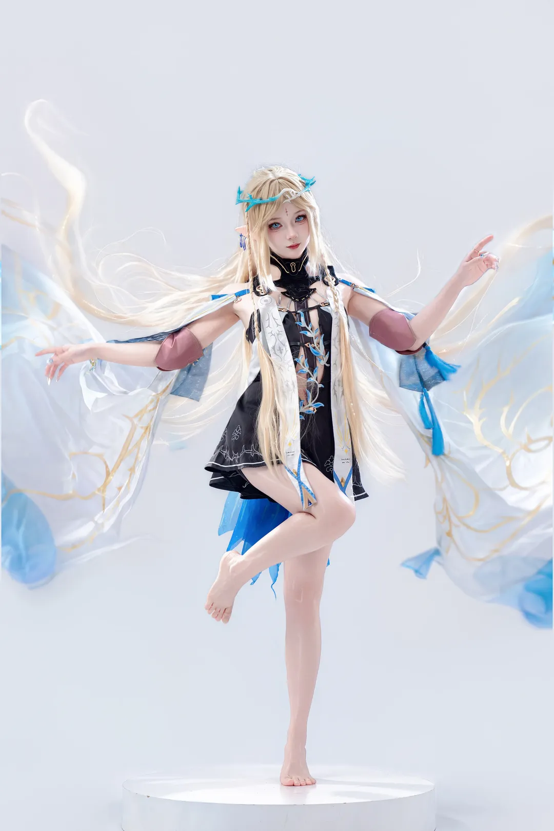 鳴潮, エルフ耳メイク, コスプレ撮影, 二次元共有, 小卡コスプレ - 2枚目