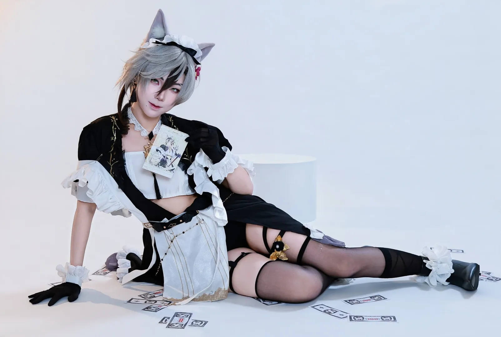 cosplay摄影, 猫耳女仆cos, 扑克牌主题, 女仆装穿搭, 银灰假发