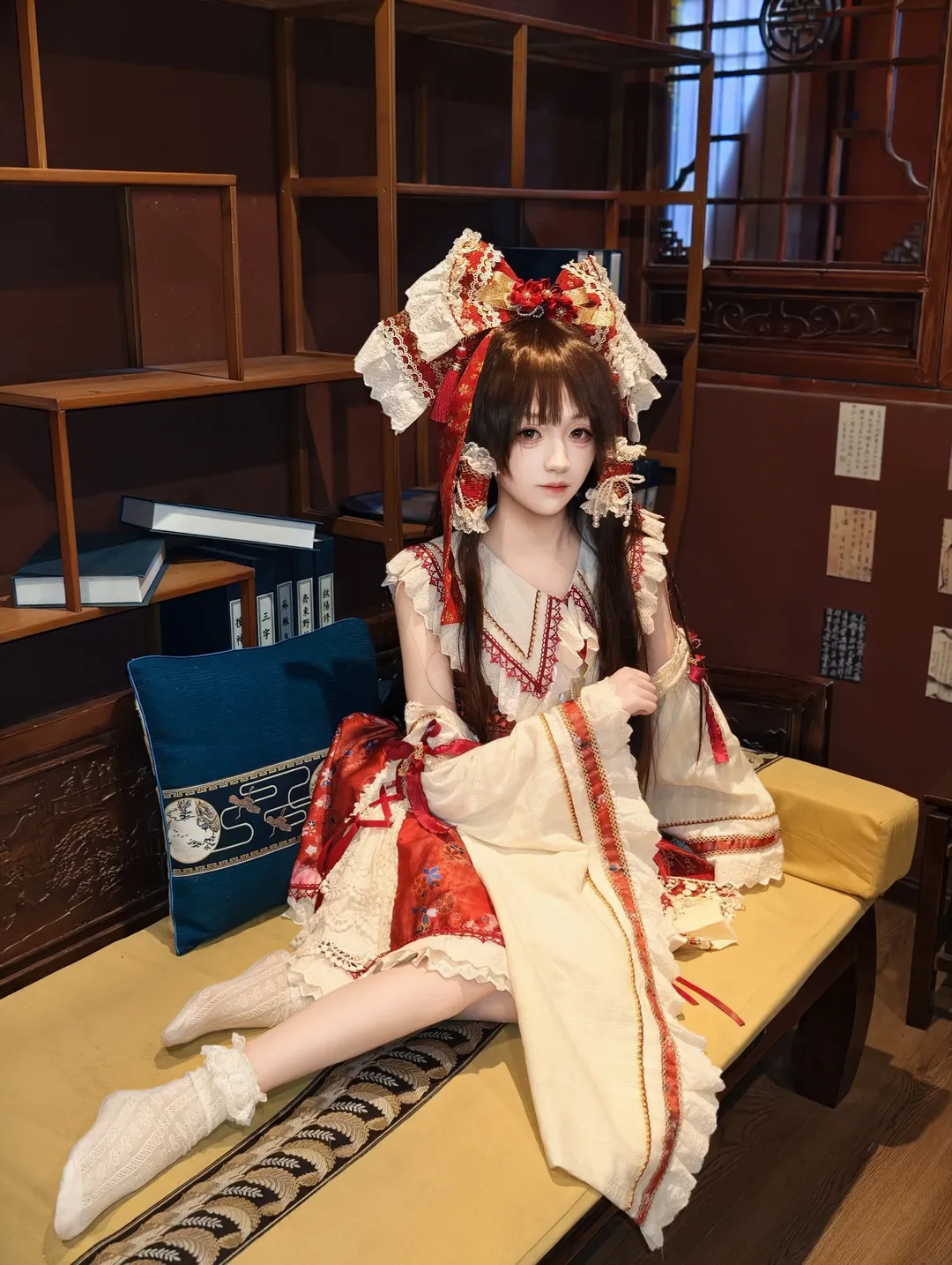 Cosplay, Ancient style photography, Reimu Hakurei Cosplay, Touhou Project, Hanfu style - Image 2