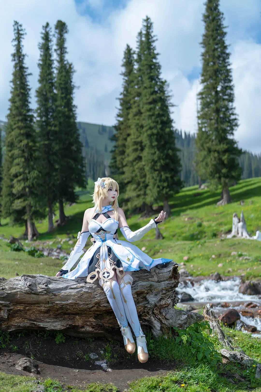 Genshin Impact, Aesthetic photography, Outdoor photography, Lumine cosplay, Xinjiang Tourism