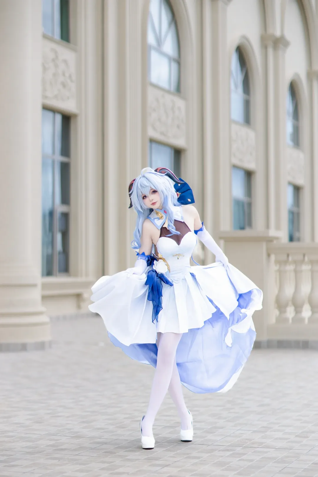 Aesthetic Portrait, cosplay, Scene comparison, Blue dress, Architectural photography
