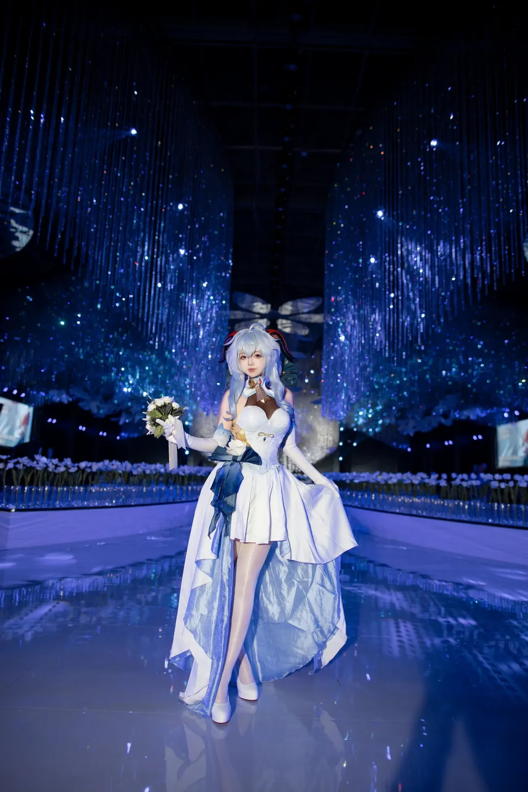 唯美写真, cosplay, 场景对比, 蓝色裙装, 建筑摄影 - 第6张