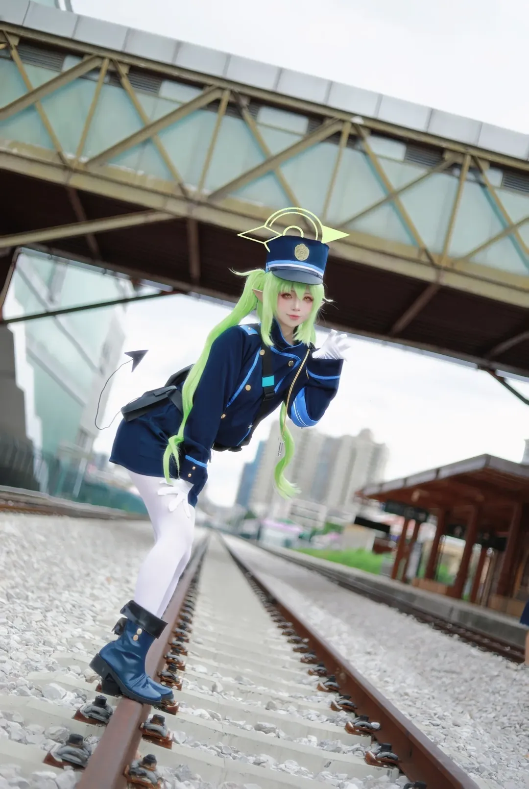 蔚蓝档案, 精灵耳, cosplay摄影, 橘望cos, 铁路制服 - 第1张