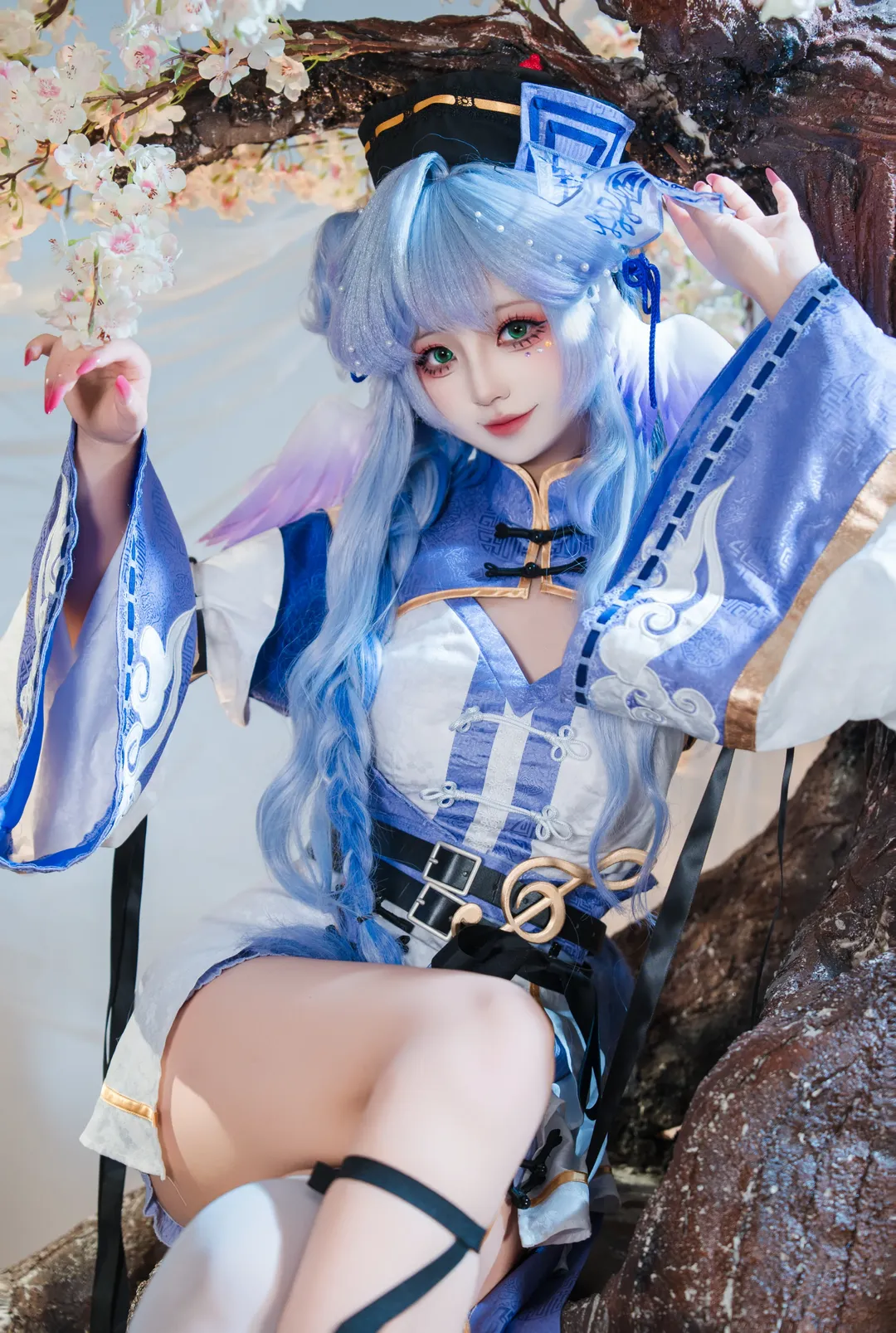 ロールプレイ, 崩壊：スターレイル, ロビン コスプレ, 桜の背景, 細部の再現