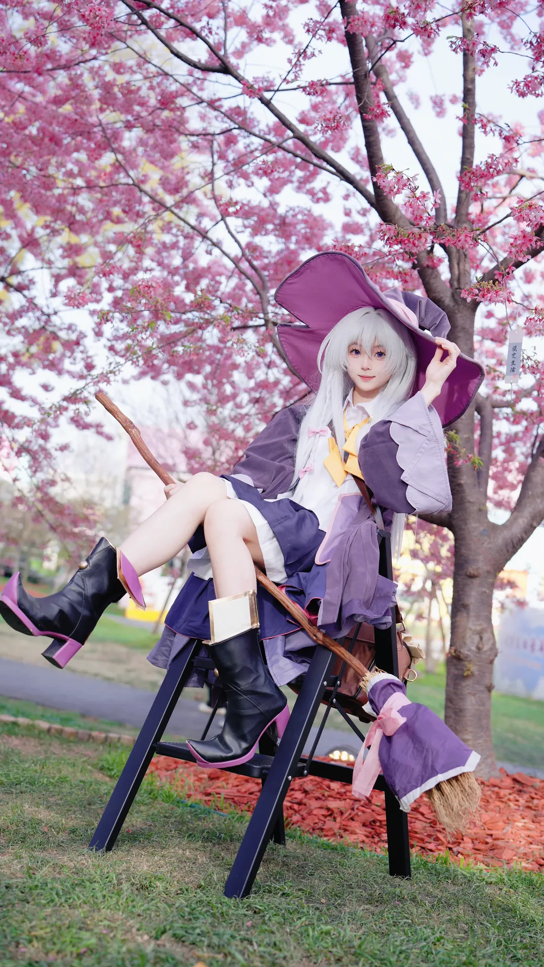 二次元摄影, 伊蕾娜cos, 魔女之旅, 魔女cosplay, 樱花外拍 - 第3张