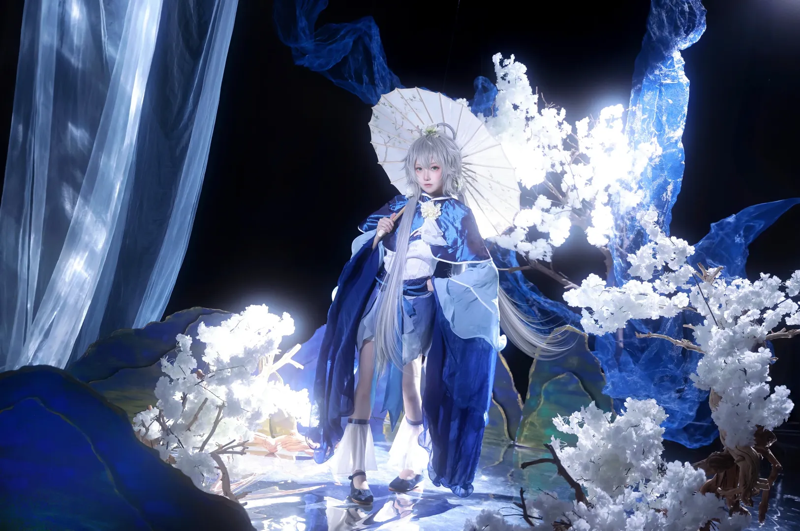 古风cosplay, 洛天依cos, Vocaloid, 摄影棚打光, 蓝白国风 - 第2张