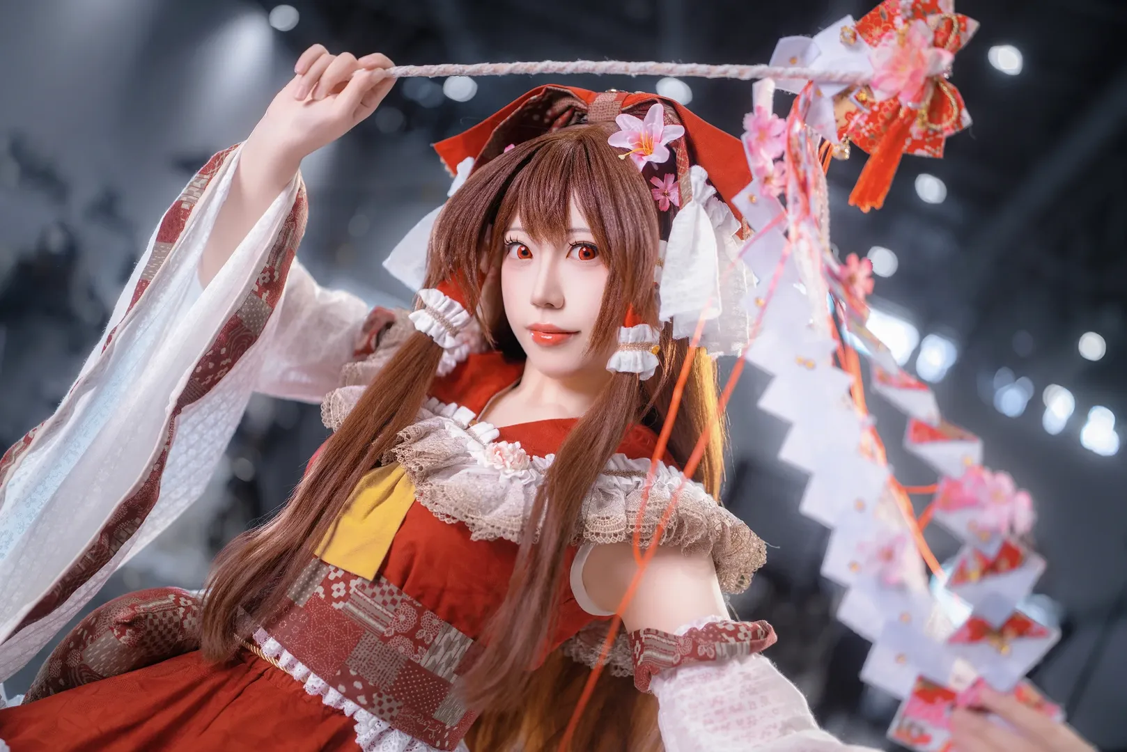 博丽灵梦cos, 东方Project, 漫展场照, 二次元cosplay, 红白巫女 - 第2张