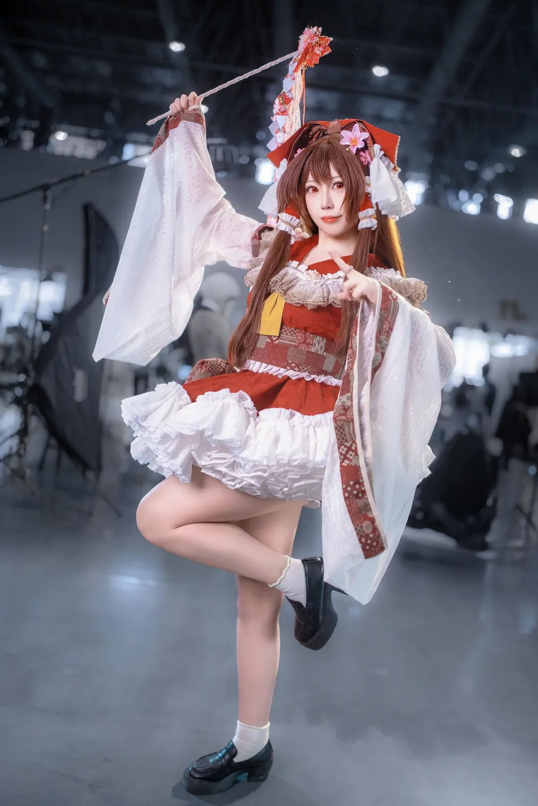 博丽灵梦cos, 东方Project, 漫展场照, 二次元cosplay, 红白巫女 - 第3张