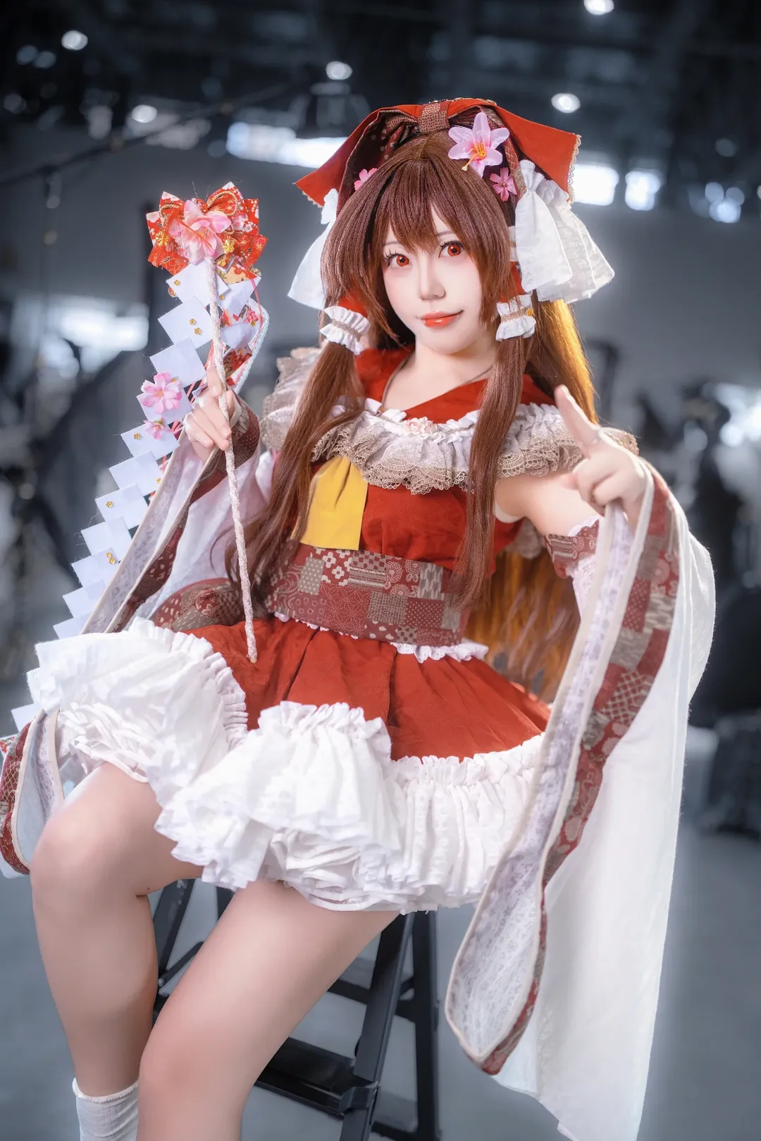 博丽灵梦cos, 东方Project, 漫展场照, 二次元cosplay, 红白巫女 - 第4张