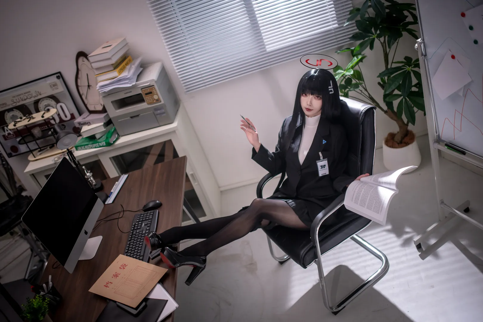 蔚蓝档案, cosplay正片, 调月莉音cos, 办公室OL, 黑丝西装 - 第9张