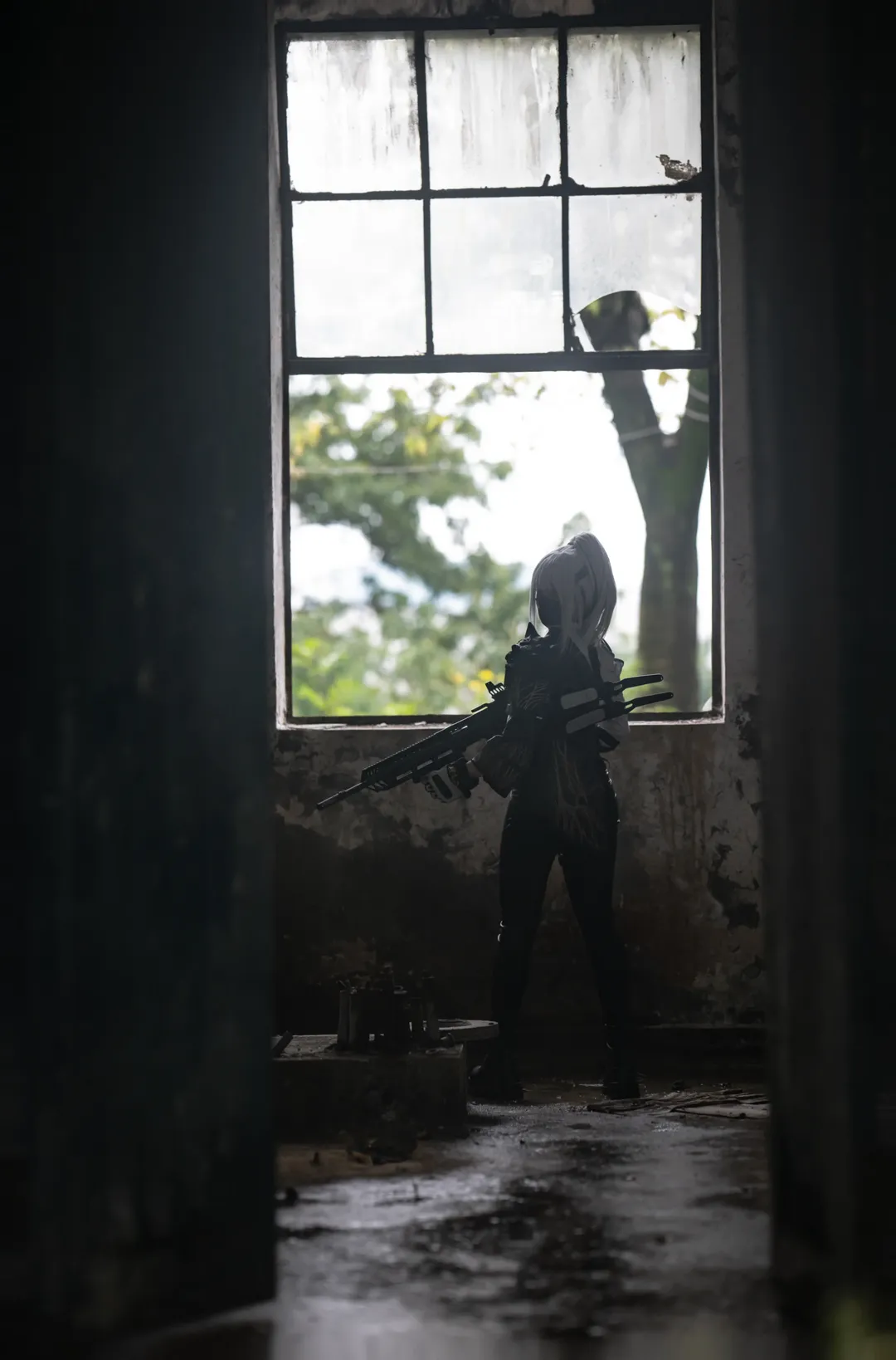 麦晓雯cos, 三角洲行动, cosplay摄影, 战术少女, 废墟风 - 第8张