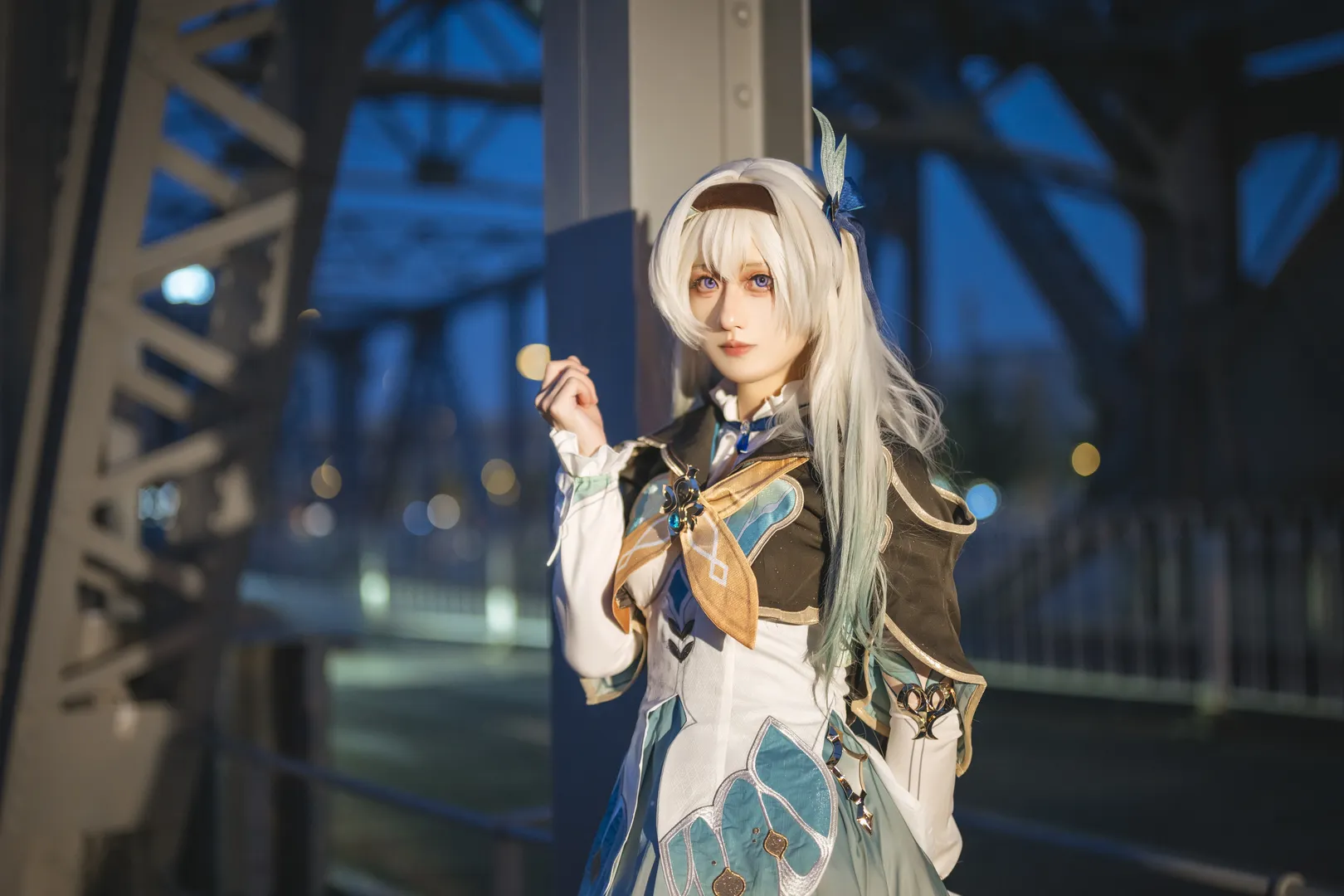 崩坏星穹铁道, 流萤cos, 蓝调时刻, 夜景拍照, cosplay摄影 - 第11张