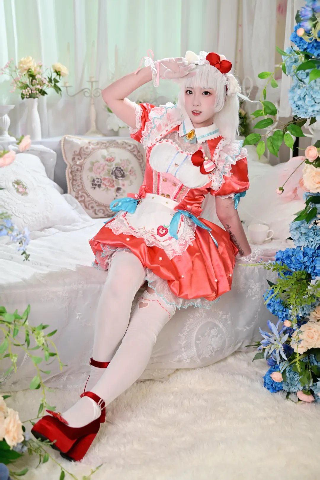 摄影棚, cosplay, 永劫无间, 胡桃cos, 三丽鸥联动