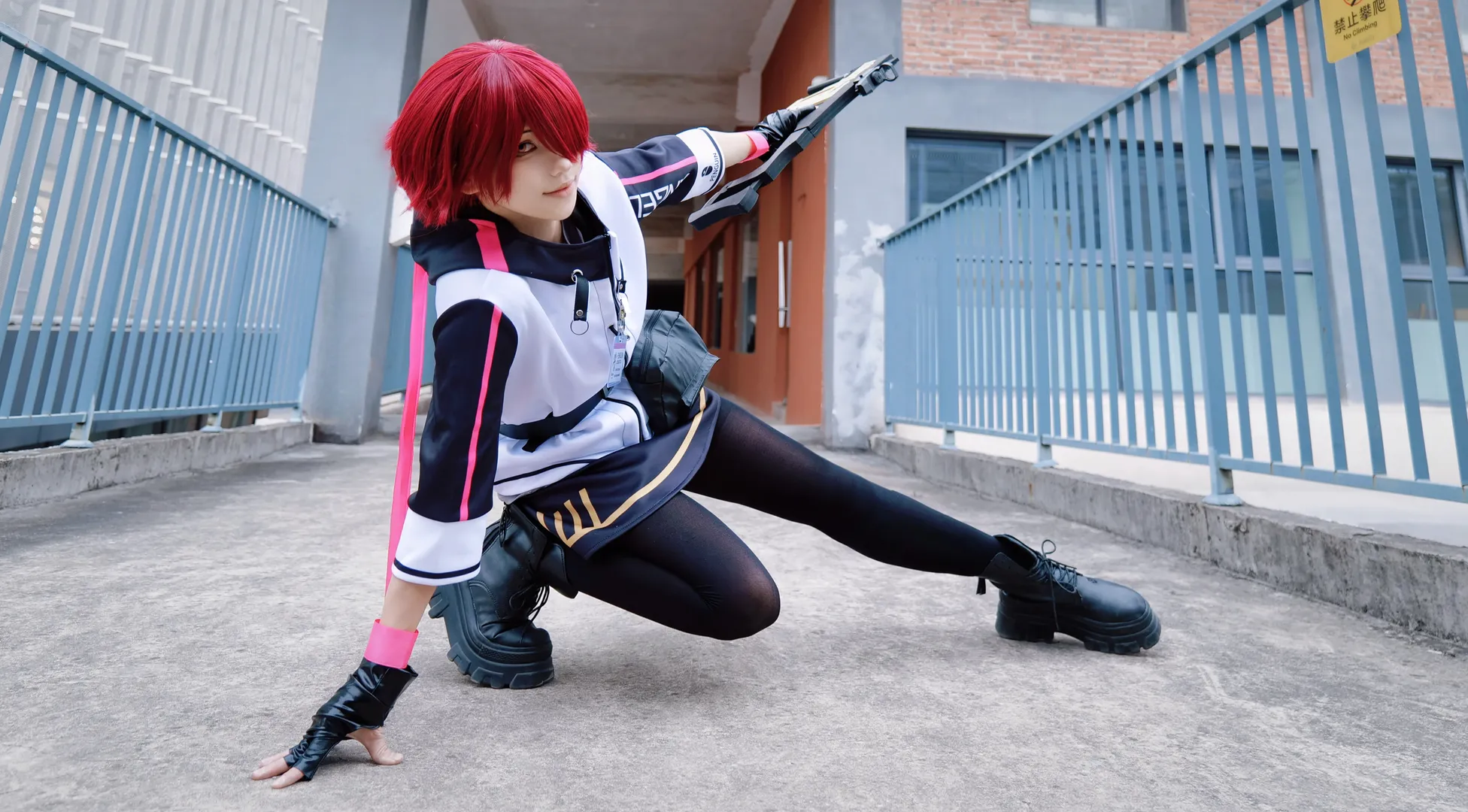 外景拍摄, 明日方舟, 红发角色, cosplay摄影, 能天使cos - 第16张
