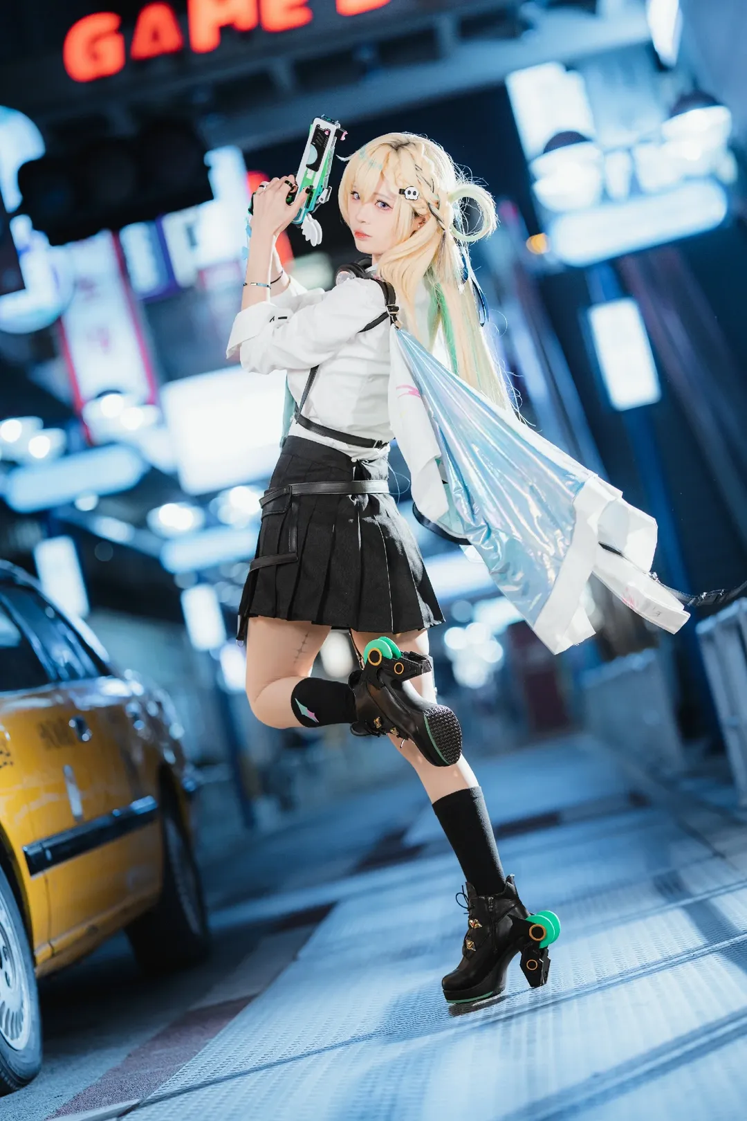 Wuthering Waves, cosplay, Lynae cosplay, Night photography, Cyberpunk - Image 10