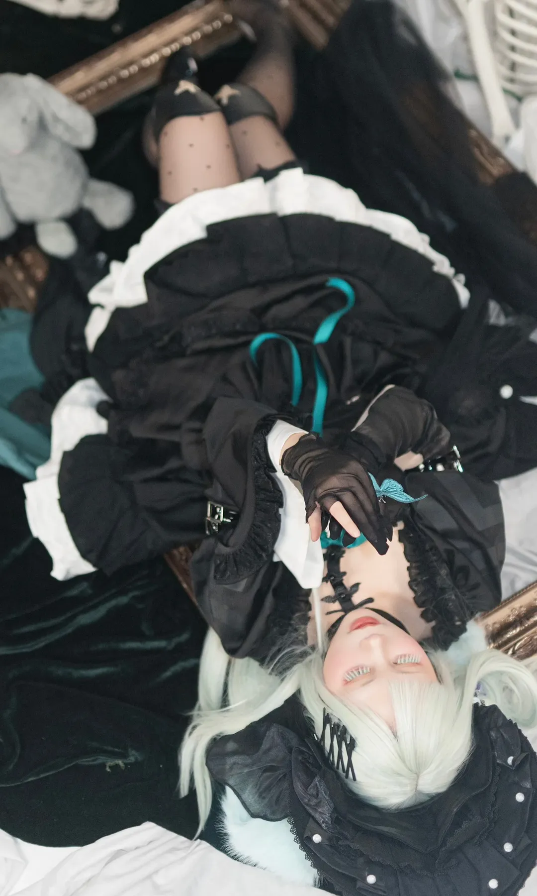 明日方舟, 若叶睦cos, AveMujica联动, 哥特风cosplay, 破次元摄影 - 第1张