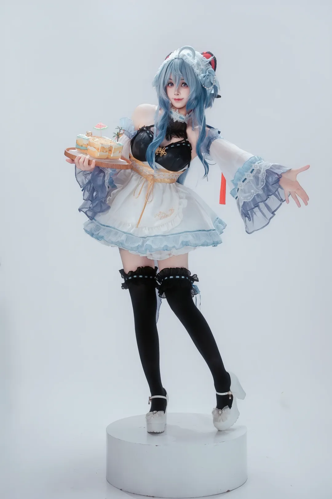 Genshin Impact, Ganyu Cosplay, cosplay, Maid outfit, Pose reference - Image 2