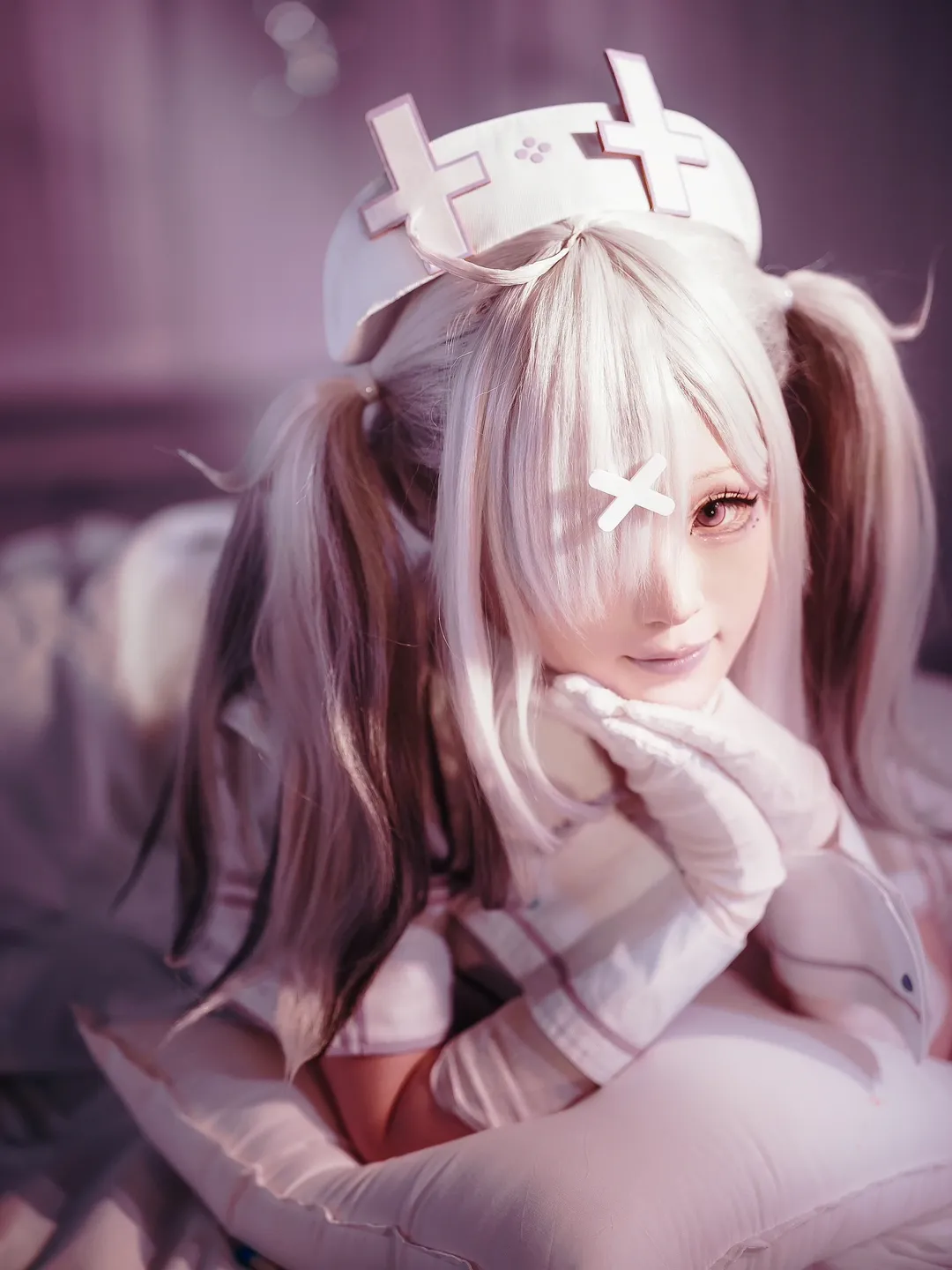 氛围感写真, 护士装cosplay, 健屋花那cos, 彩虹社, Vtuber仿妆 - 第2张