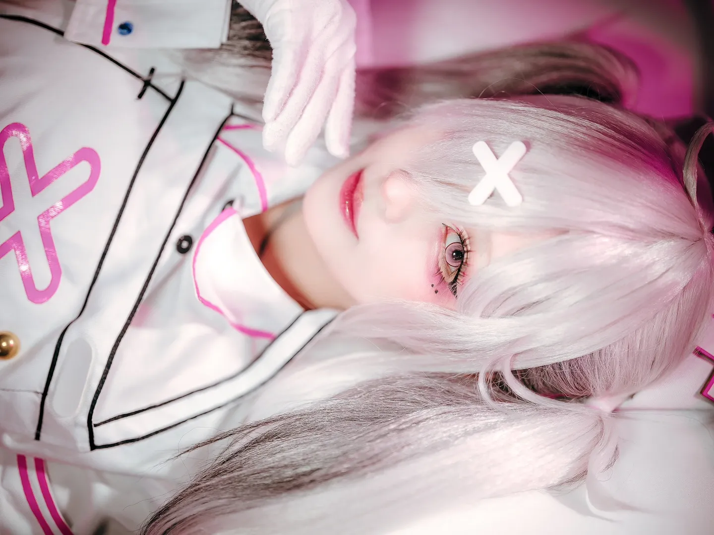 氛围感写真, 护士装cosplay, 健屋花那cos, 彩虹社, Vtuber仿妆 - 第5张