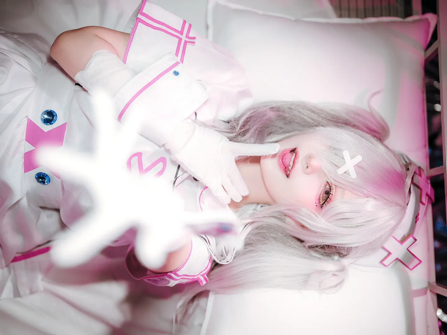 氛围感写真, 护士装cosplay, 健屋花那cos, 彩虹社, Vtuber仿妆 - 第6张