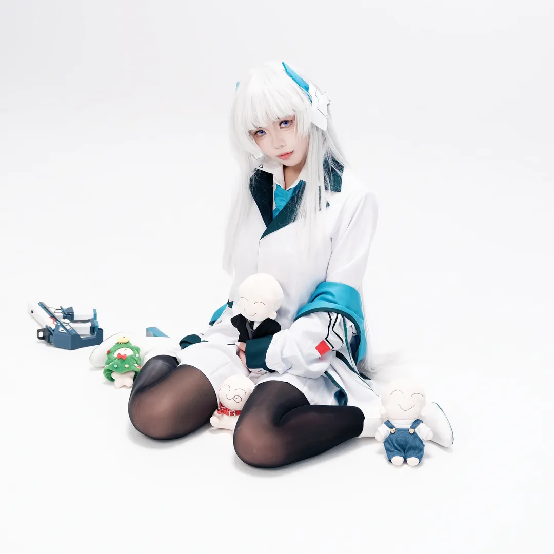 碧蓝档案, 生盐诺亚cos, cosplay摄影, 白毛造型, cos服分享 - 第13张