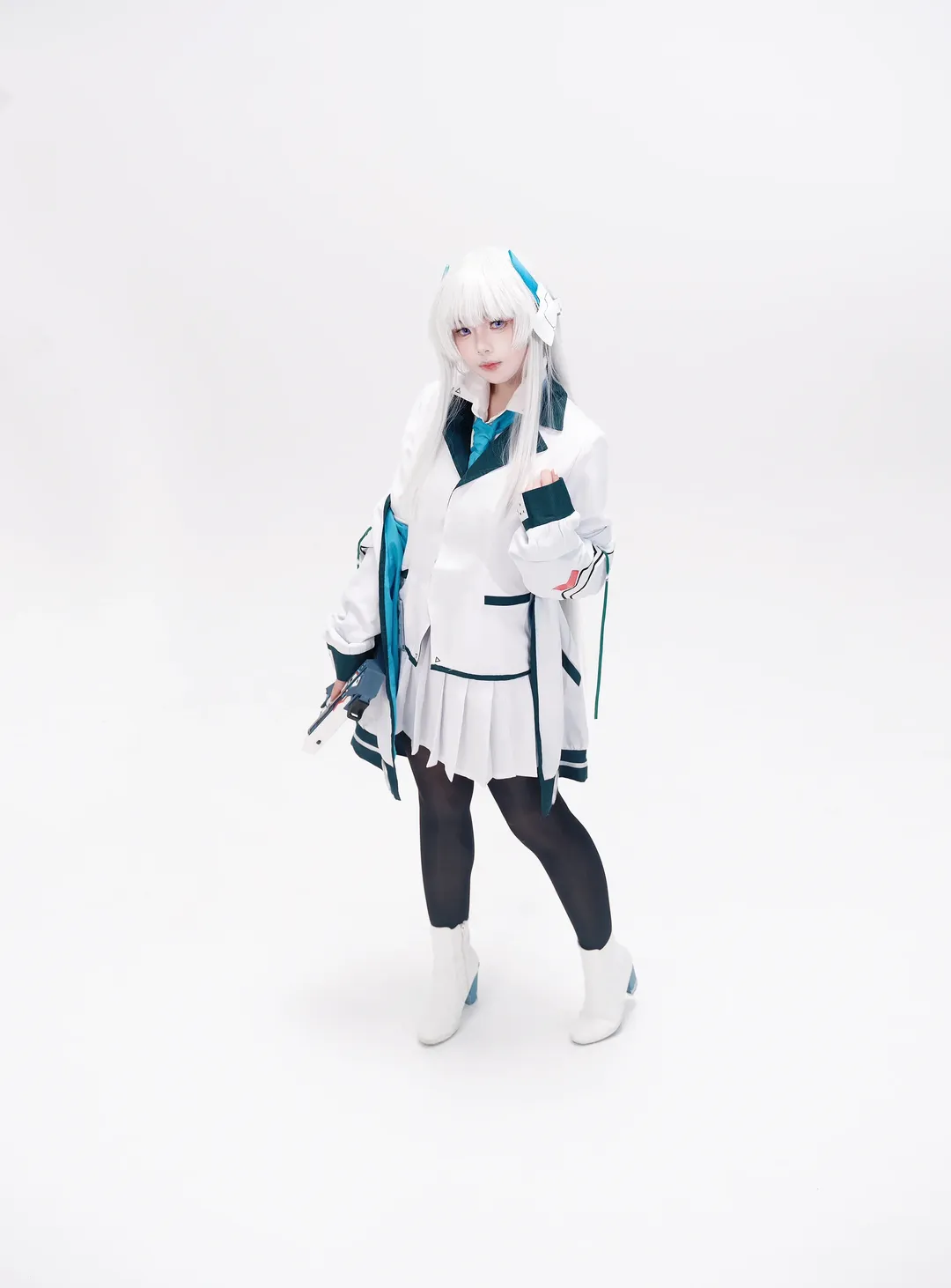 碧蓝档案, 生盐诺亚cos, cosplay摄影, 白毛造型, cos服分享 - 第15张