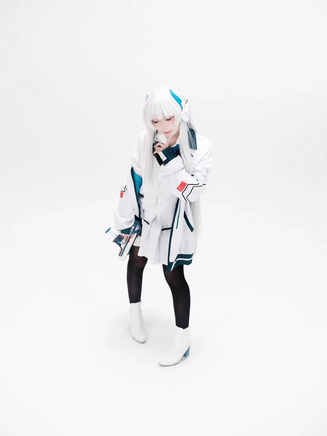 碧蓝档案, 生盐诺亚cos, cosplay摄影, 白毛造型, cos服分享 - 第17张