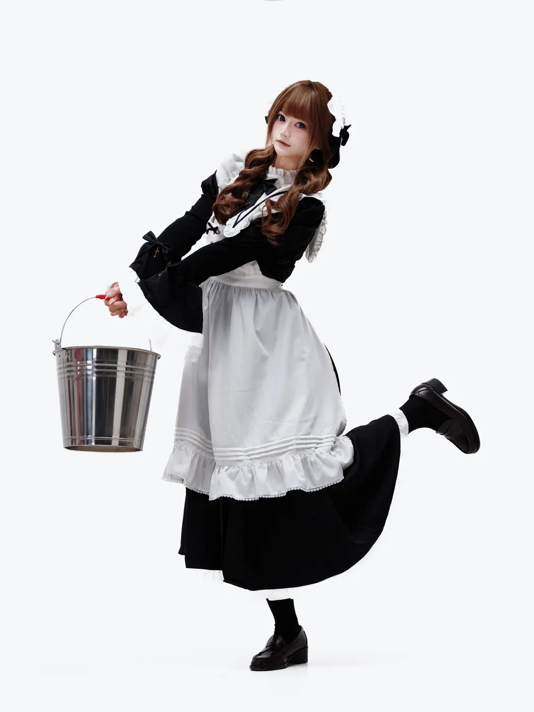 Cosplay photography, Maid outfit cosplay, Housekeeping theme, Maid Supremacy, Metal bucket prop