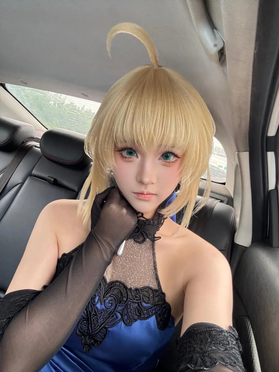 阿尔托莉雅cos, Fate, 漫展场照, 蓝裙cosplay, 呆毛