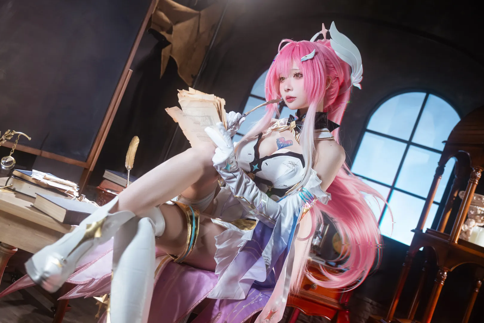 鸣潮, cosplay, 爱弥斯cos, 学院风, 图书馆 - 第4张