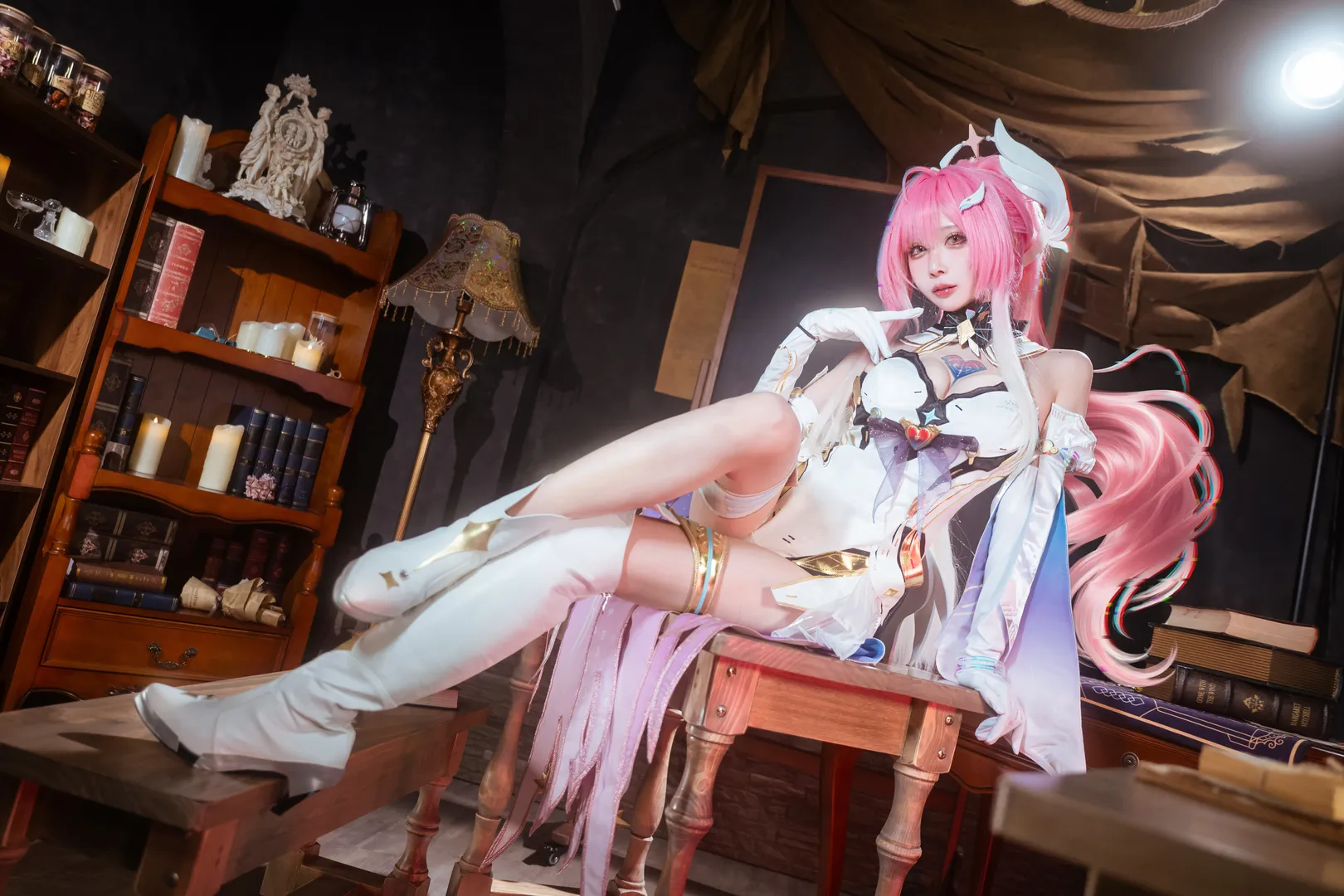 鸣潮, cosplay, 爱弥斯cos, 学院风, 图书馆 - 第8张