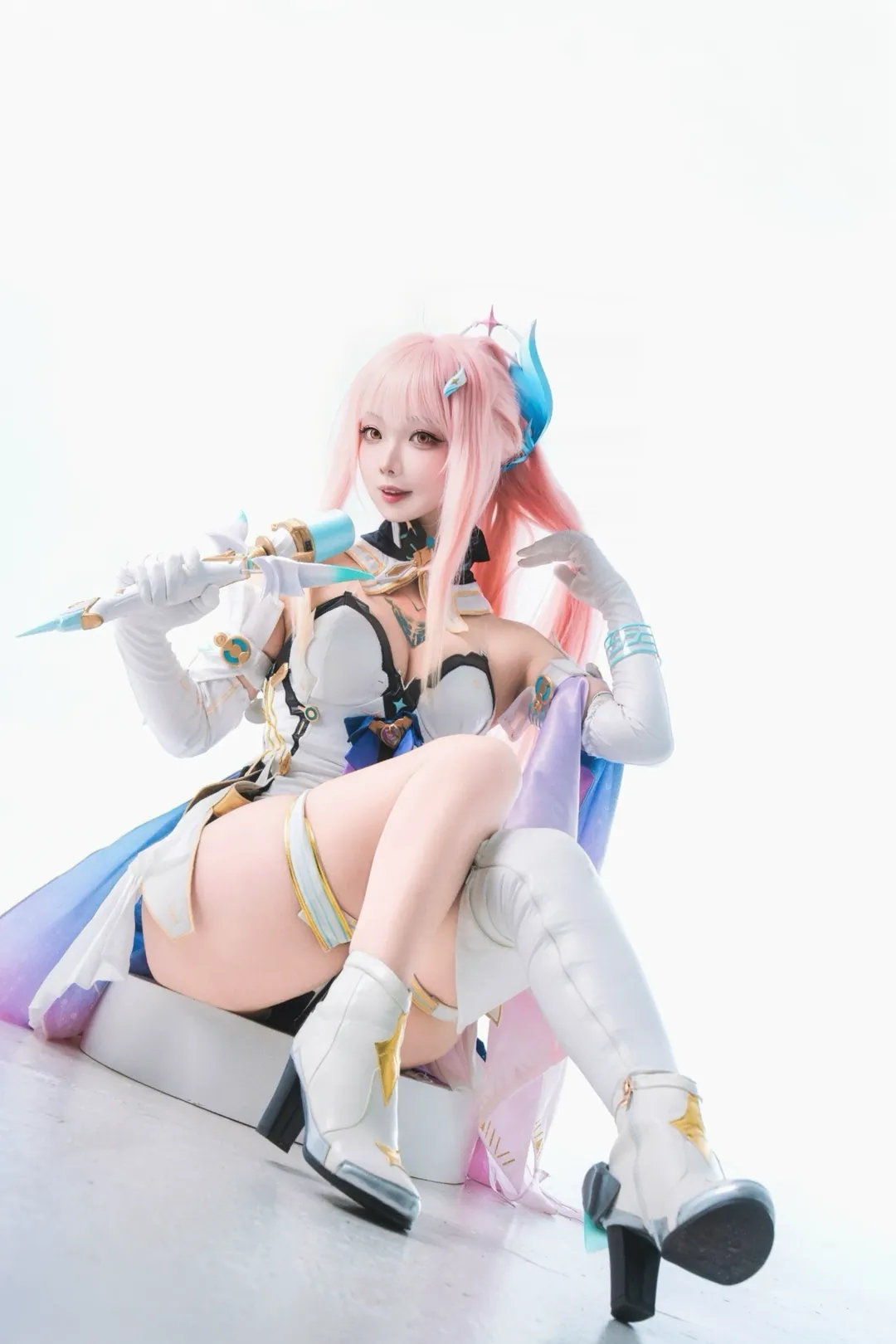 鳴潮, 白ホリ撮影, エイメス コスプレ, アニメ・マンガコスプレ, キャラクターのアクション - 4枚目