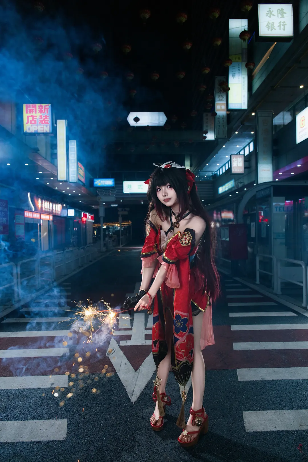 Honkai: Star Rail, Sparkle cosplay, Anime-style street photography, Night photography, Fireworks portrait - Image 3