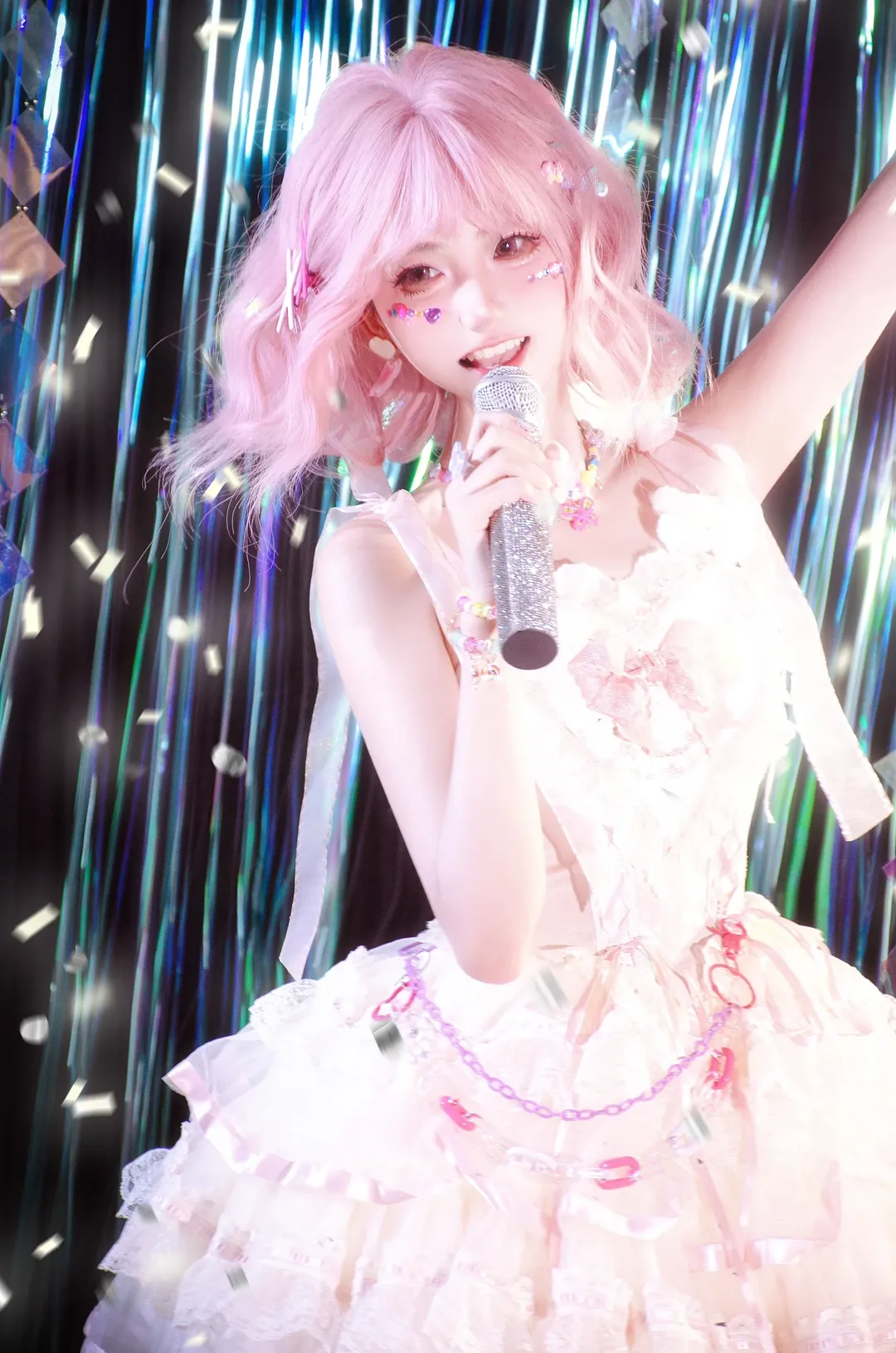 Pink wig, Stage-style photography, Idol photo, Underground idol outfit, Sweet idol makeup - Image 2