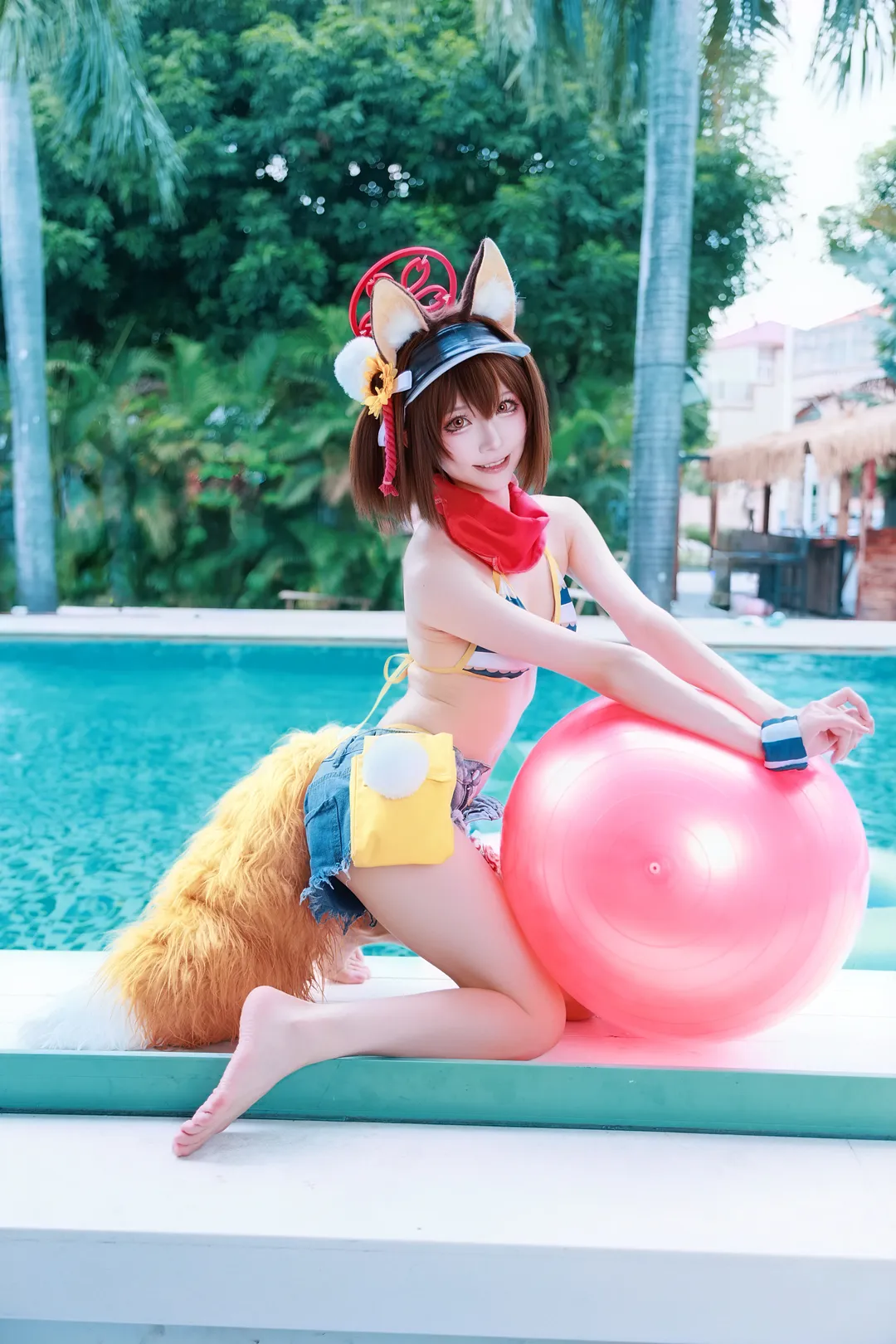 蔚蓝档案, 泳装cosplay, 夏日写真, 泳池摄影, 久田泉奈cos