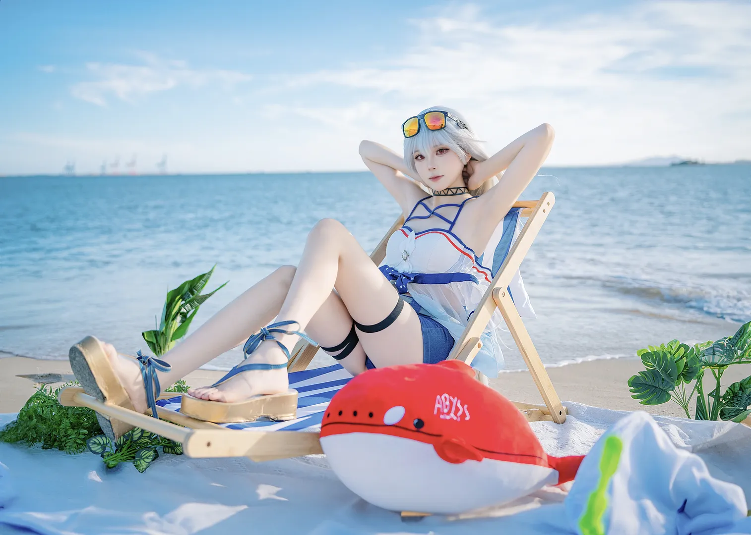 cosplay, Anime-style photography, Arknights, Seaside location shoot, Skadi the Corrupting Heart cosplay - Image 4