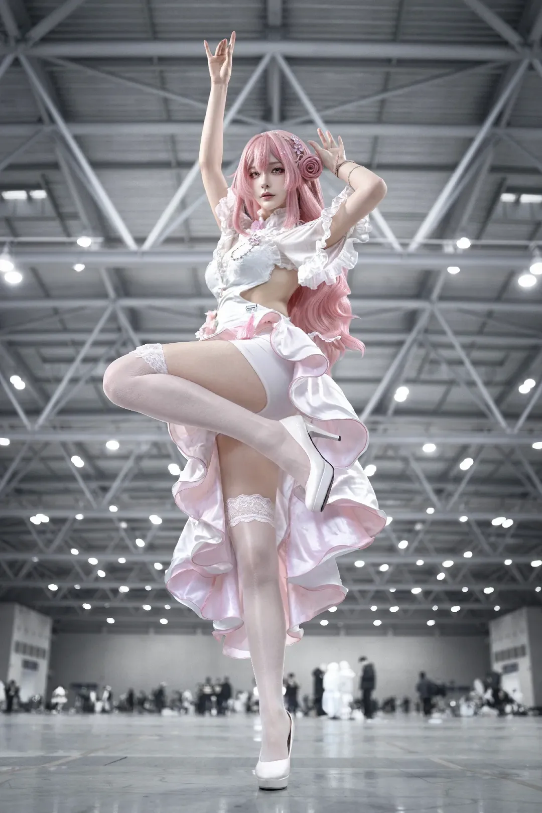 二次元cos, NIKKE, cosplay场照, 桃乐丝cos, 白粉系穿搭