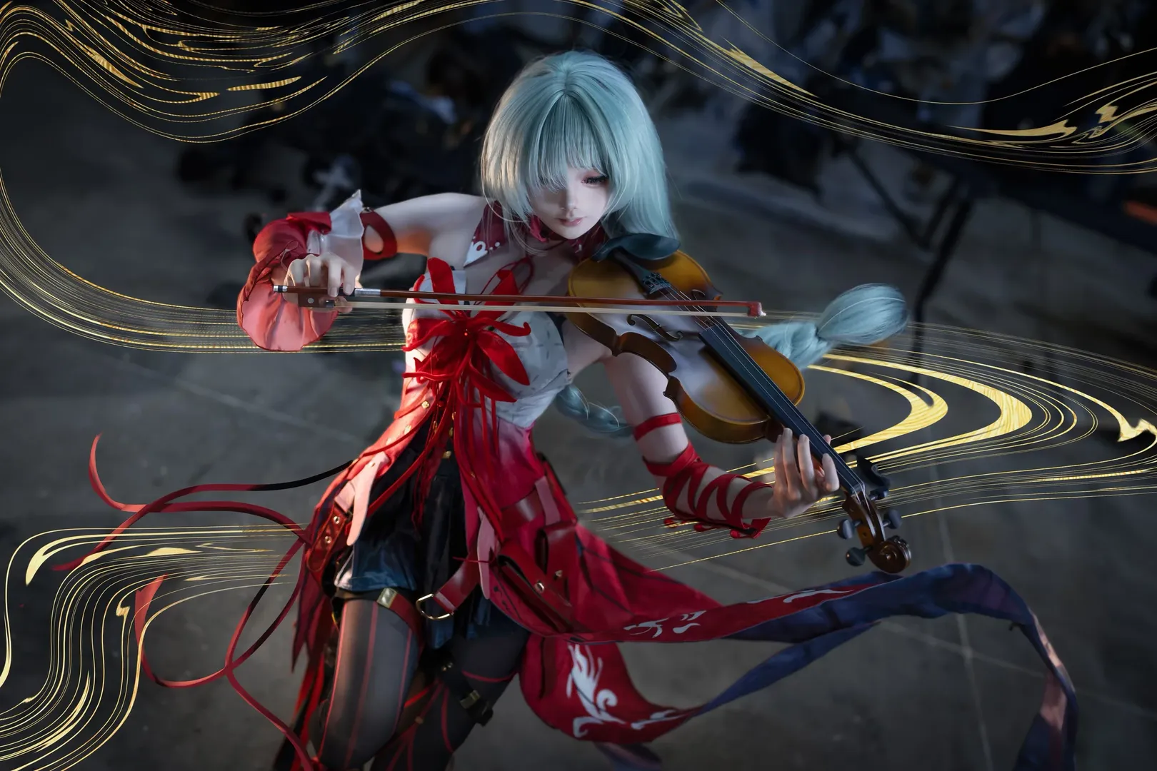 鸣潮, 弗洛洛cos, cosplay摄影, 弗洛洛, 小提琴演奏