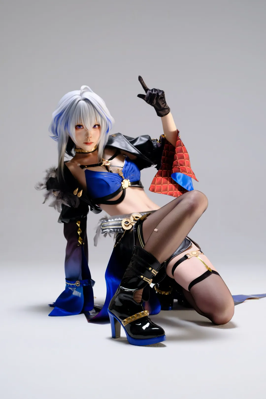 鸣潮, cosplay正片, 嘉贝莉娜cos, 银发造型, 机能风穿搭 - 第1张