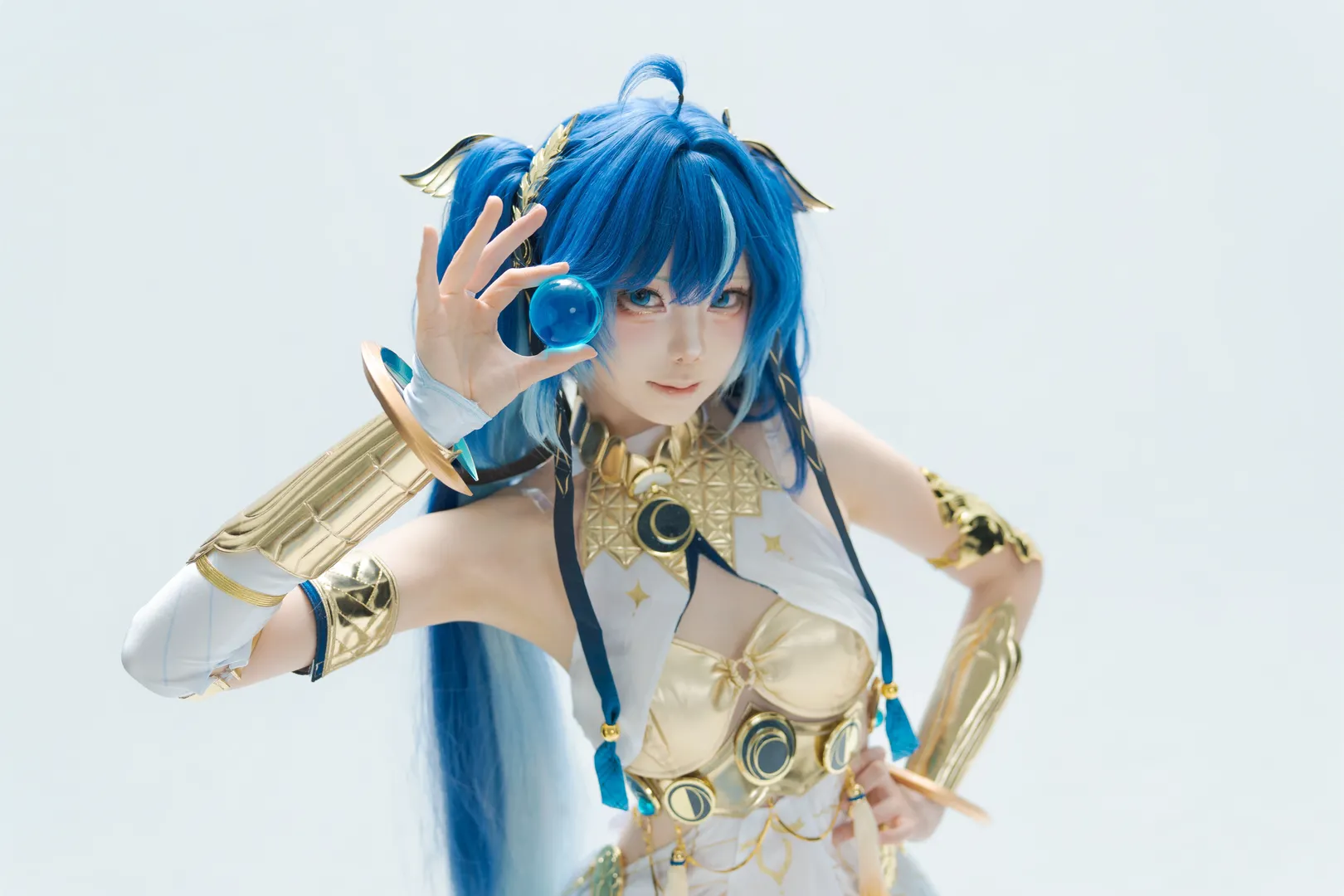 鸣潮, 尤诺cos, 摄影棚拍摄, cosplay穿搭, 蓝发双马尾 - 第3张