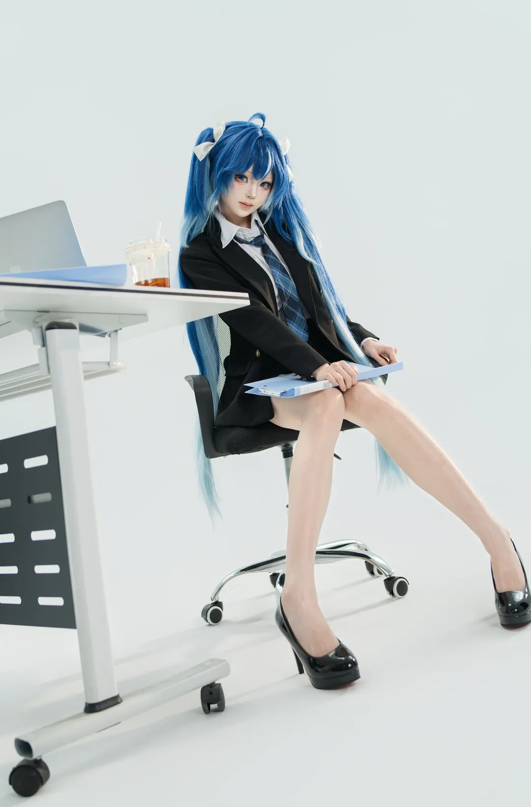 鳴潮, ユーノ コスプレ, 創作インセンティブ, ビジネススタイル, 韓国コラボ