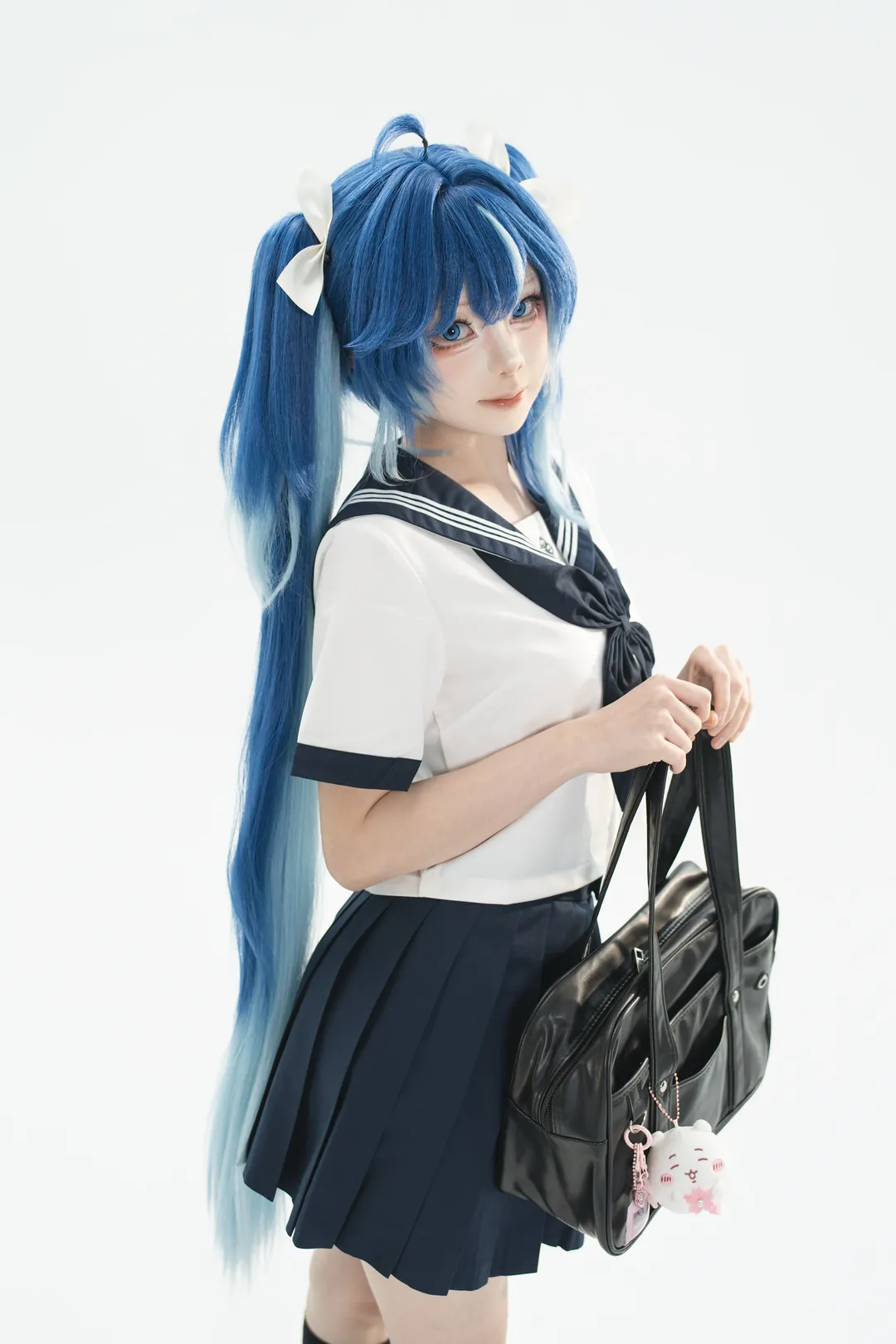 鳴潮, キャラクター再現, ユーノ コスプレ, 創作インセンティブ, JK制服